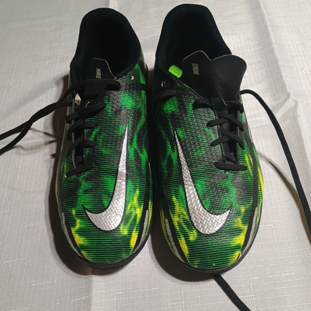 Nike Kids Green and Yellow Shoes